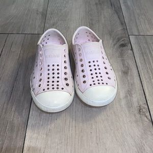 Native Shoes Jefferson Milk Pink Size C8 Toddler Girls